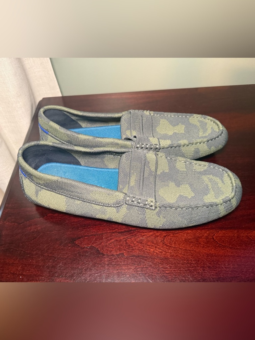 Rothy’s men’s size 10.5 camo driving loafers